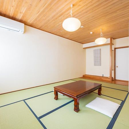 Отель Yasuesou Ikeda  Экстерьер фото