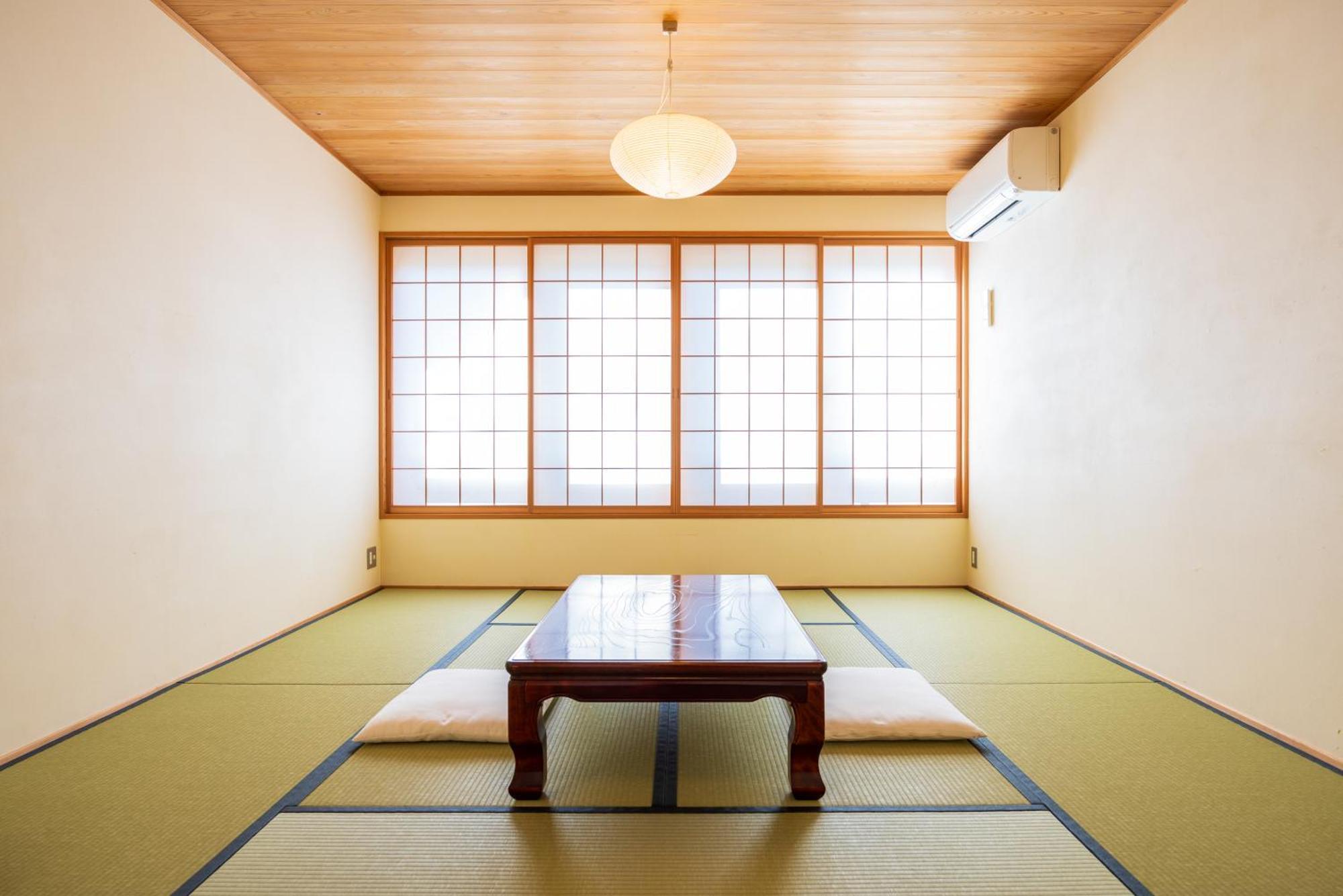 Отель Yasuesou Ikeda  Экстерьер фото